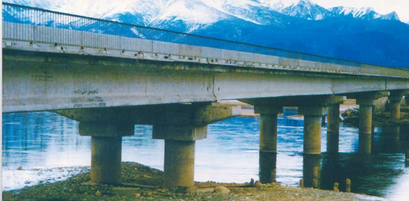 Автодорожный мост через реку Верхняя Ангара